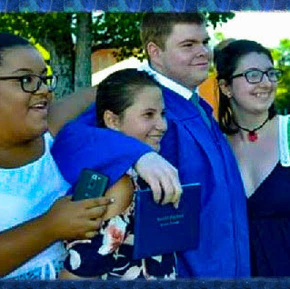 Meet your Posher, Deana - Picture 7 of 16